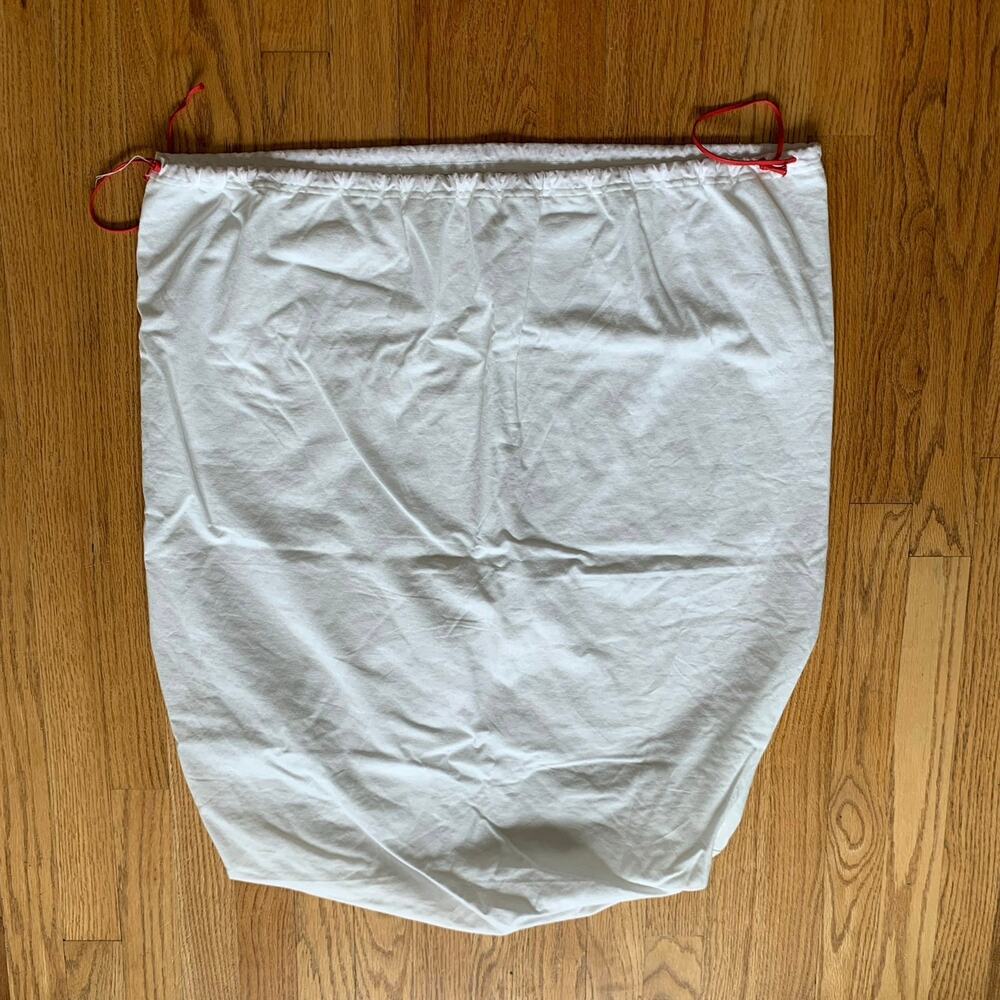 Christian Louboutin XL Dustbag White with Red Drawstring EUC - Picture 3 of 3